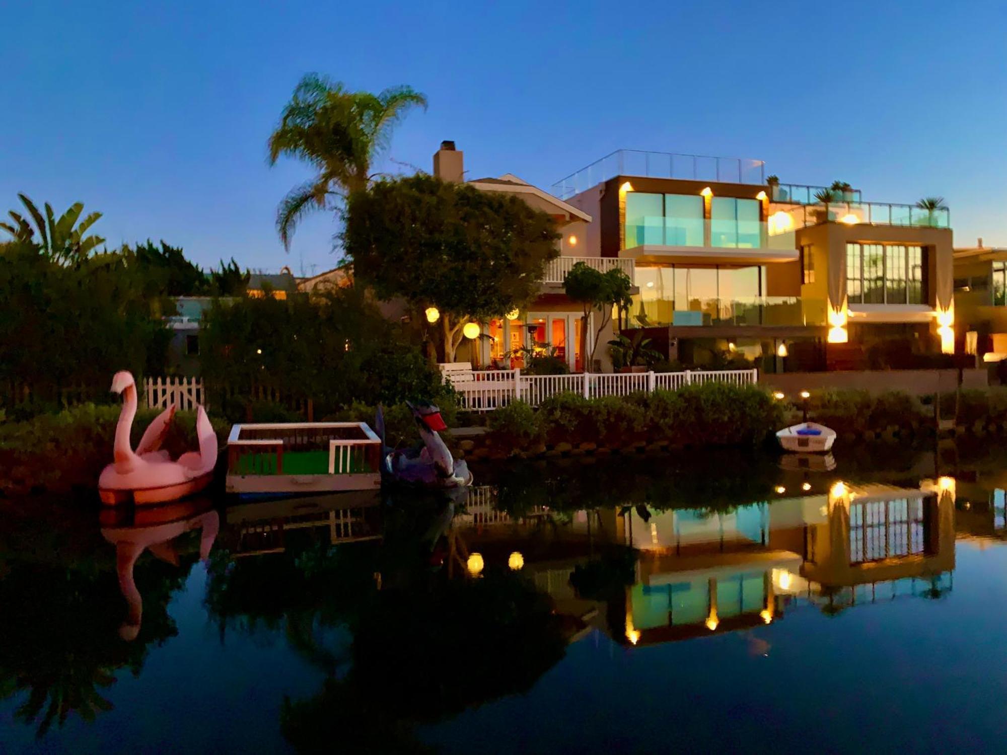 Chic Venice Beach Bungalow Steps From The Canals & Beach Los Angeles Ngoại thất bức ảnh